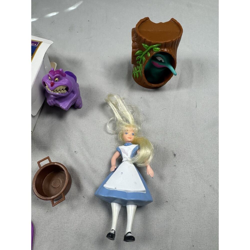 Disney Vintage Happy Meal Toys Lot 9 Pc Alice In Wonderland Pocahontas - Picture 4 of 6